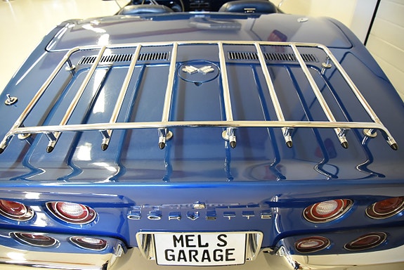 Chevrolet Corvette 19 of 30