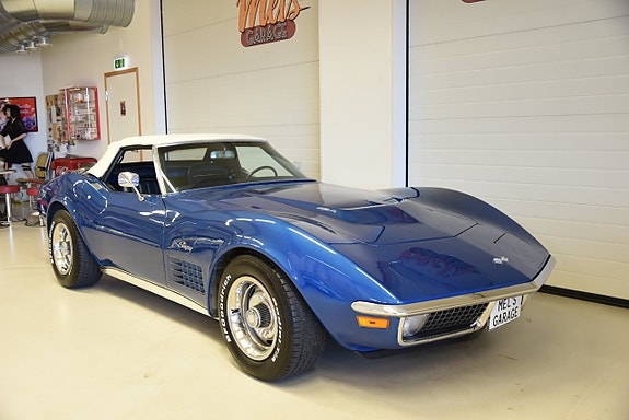 Chevrolet Corvette 5 of 30