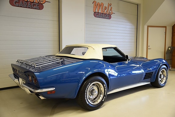 Chevrolet Corvette 9 of 30