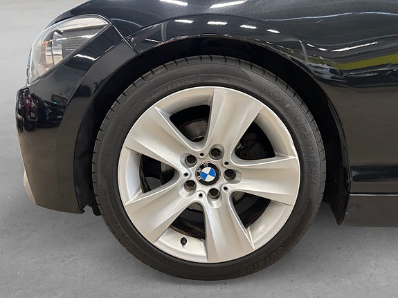 BMW 120 8 of 26
