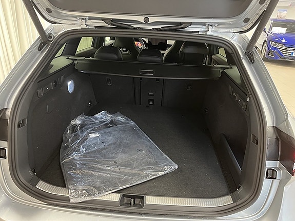 Skoda Superb 9 of 11