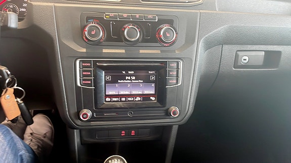 Volkswagen Caddy 9 of 14