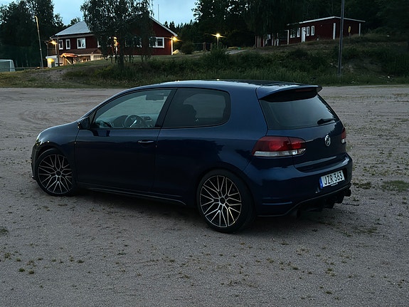 Volkswagen Golf VI 3 of 4