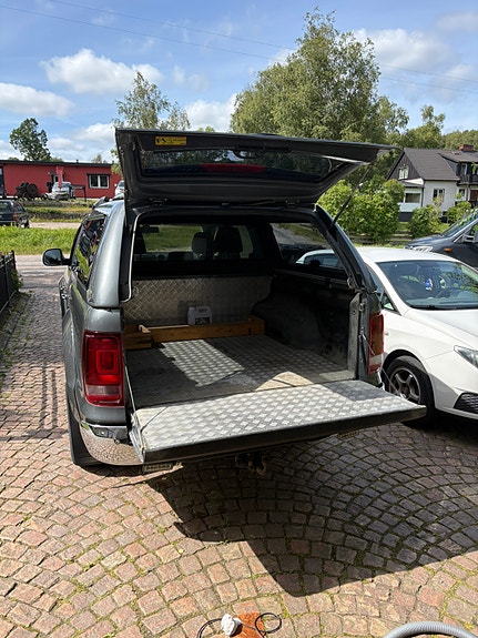 Volkswagen Amarok 9 of 9