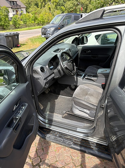 Volkswagen Amarok 7 of 9