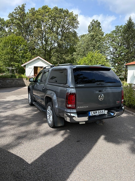 Volkswagen Amarok 4 of 9
