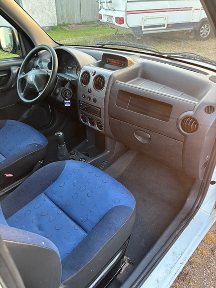 Peugeot Partner 9 of 9