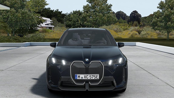 BMW iX 3 of 13