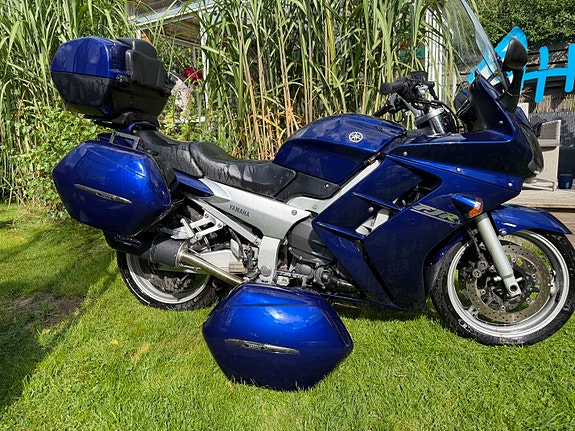 Yamaha FJR1300 3 of 3