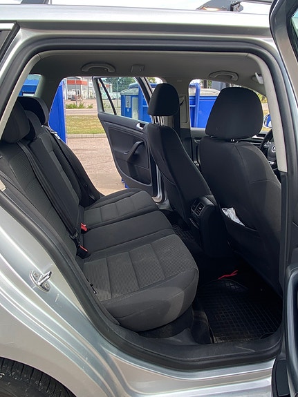 Volkswagen Golf VI 9 of 10
