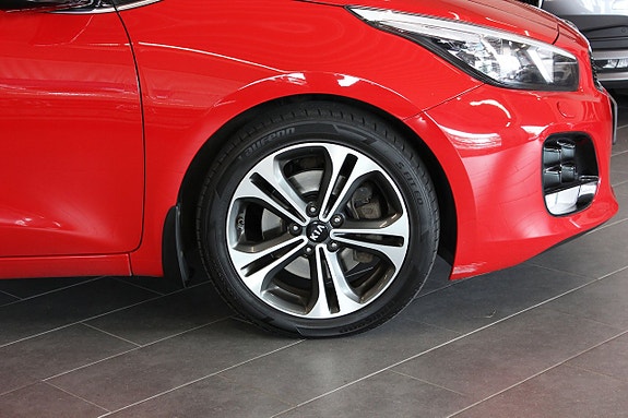 Kia Ceed 11 of 16