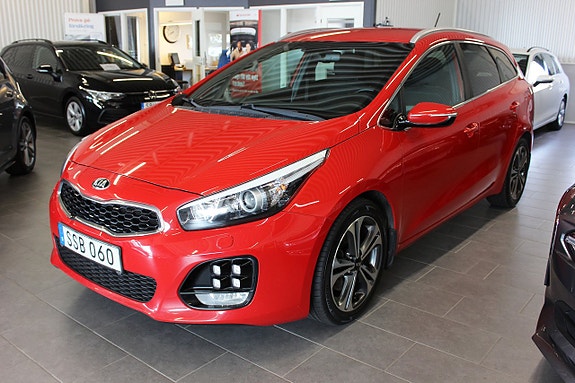 Kia Ceed 10 of 16