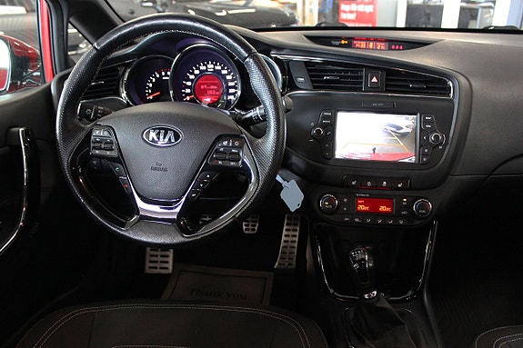 Kia Ceed 13 of 16