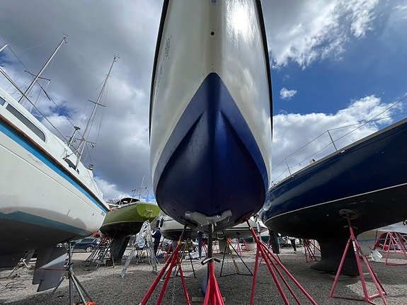 Lättseglad, välutrustad och stabil Maxi 77 13 of 14