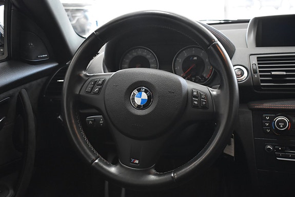 BMW M1 10 of 22