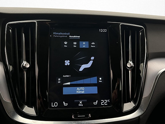 Volvo V60 26 of 30