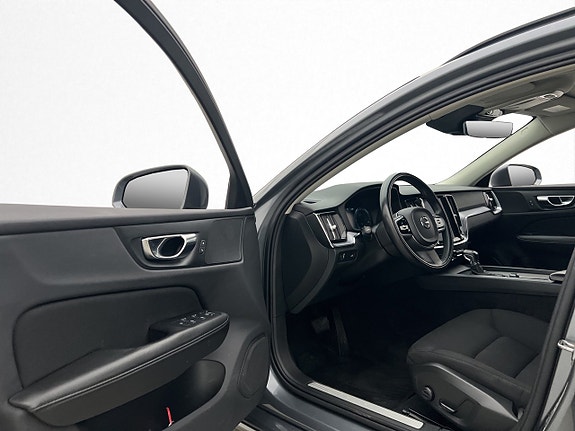 Volvo V60 14 of 30
