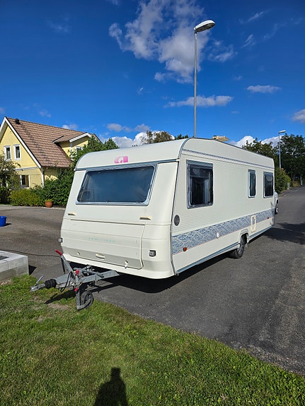 Adria Unica B 562 Ul 3 of 12