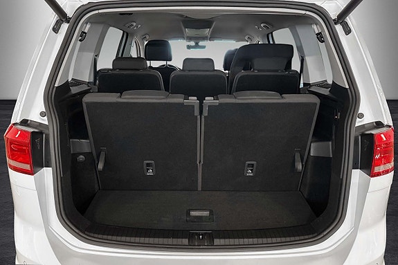 Volkswagen Touran 20 of 20