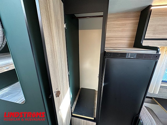RIMOR Kilig 9 165hk Automat Barnkammare 18 of 27