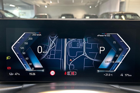 BMW i4 12 of 21