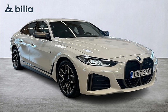 BMW i4 8 of 21