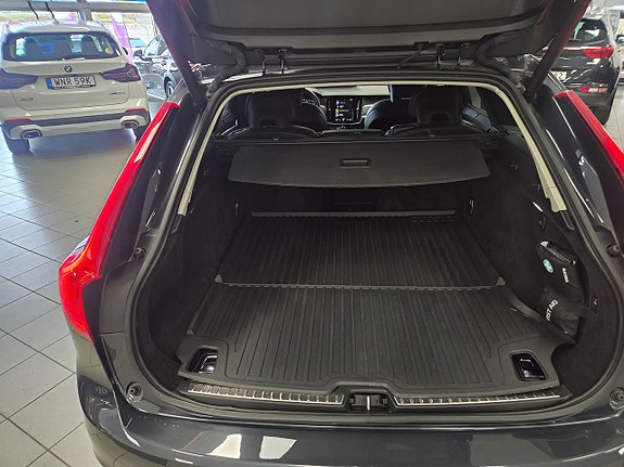 Volvo V90 9 of 30