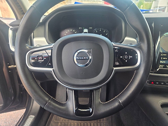 Volvo V90 18 of 28