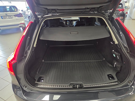 Volvo V90 8 of 30