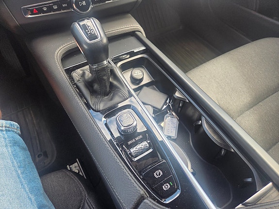 Volvo V90 26 of 28