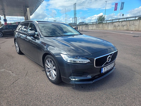 Volvo V90 14 of 28