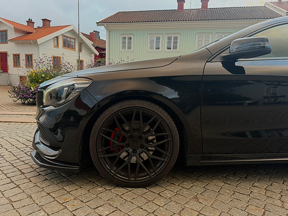 Mercedes-Benz CLA220 d 6 of 12