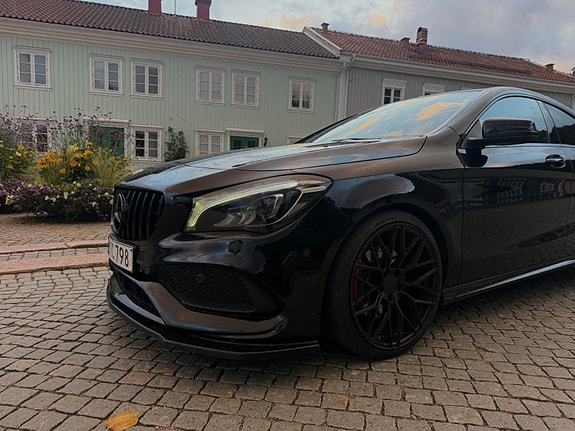 Mercedes-Benz CLA220 d 5 of 12