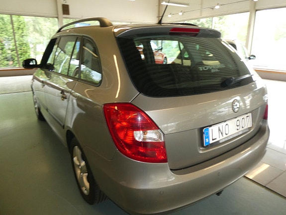 Skoda Fabia 2 of 7