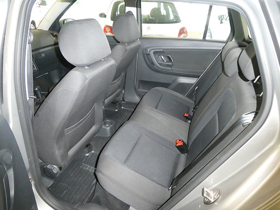 Skoda Fabia 4 of 7