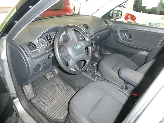 Skoda Fabia 3 of 7