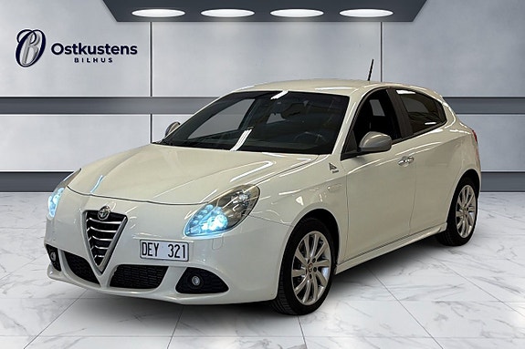 Alfa Romeo Giulietta 6 of 11