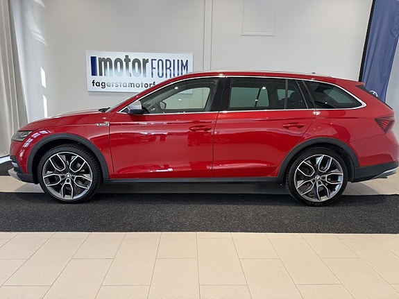 Skoda Octavia Scout 2 of 25