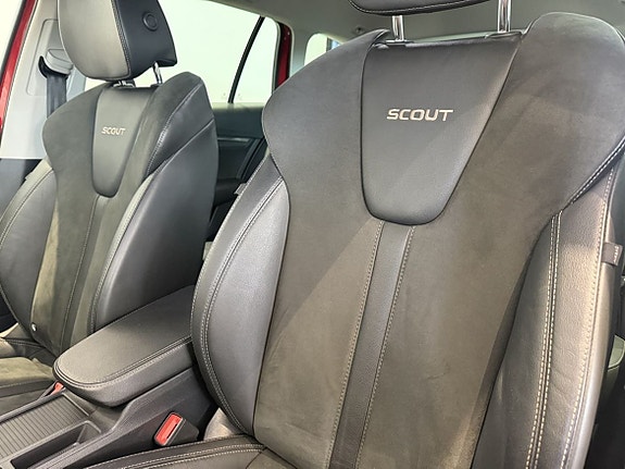 Skoda Octavia Scout 15 of 25
