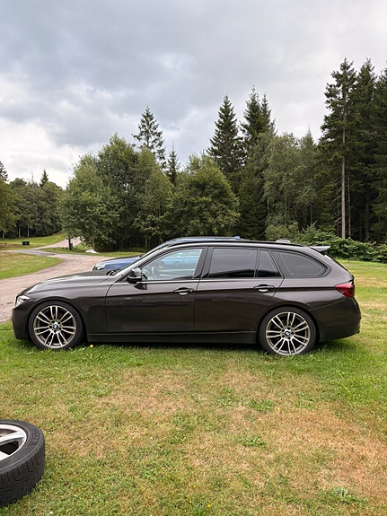 BMW 318d 5 of 6