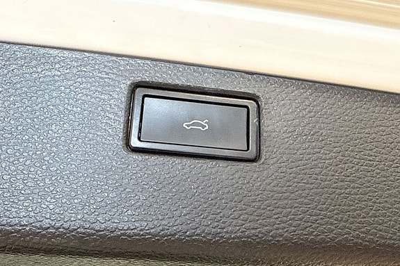 Volkswagen Passat 21 of 22