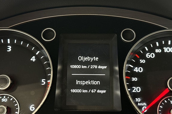 Volkswagen Passat 12 of 22