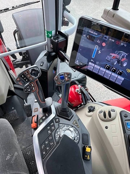 Massey Ferguson 7S.180 Dyna-6/Frontlyft 3.2t/Demo 10 of 12