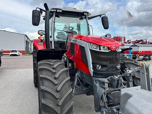 Massey Ferguson 7S.180 Dyna-6/Frontlyft 3.2t/Demo 5 of 12