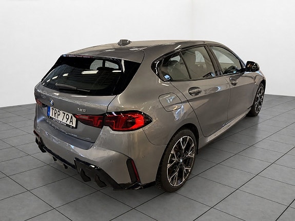 BMW 120 4 of 10