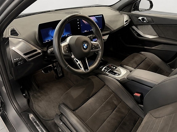 BMW 120 9 of 10