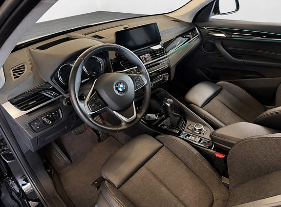 BMW X1 4 of 11