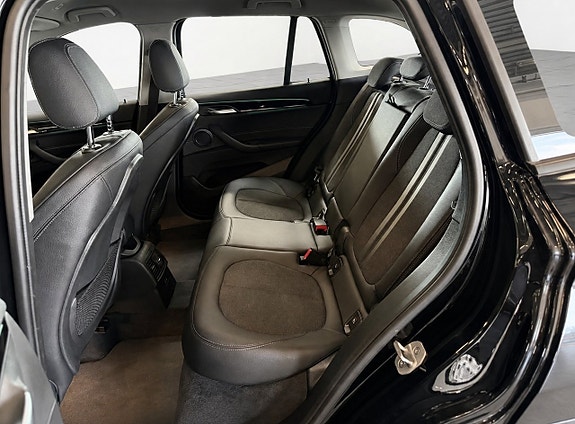 BMW X1 5 of 11