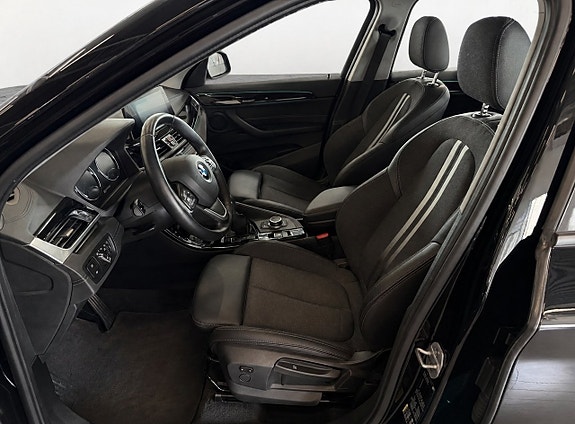 BMW X1 3 of 11