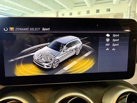 Mercedes-Benz C300 18 of 22